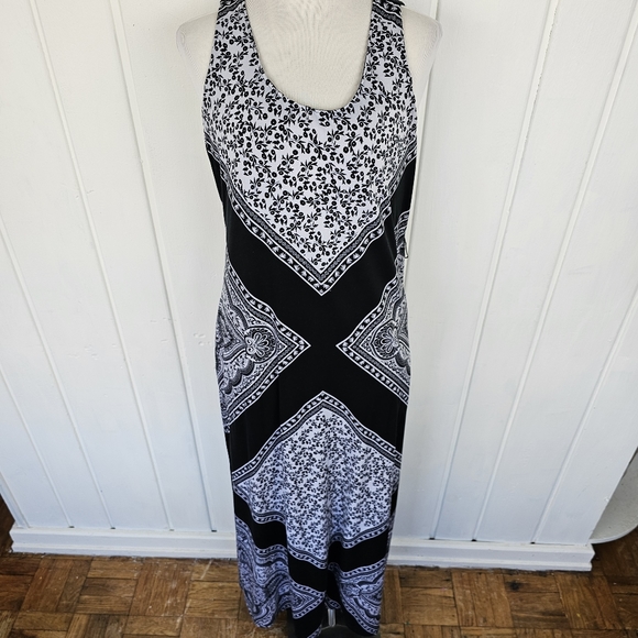 Soma Black White Floral Pattern Knit Sleeveless Belted Maxi Dress Medium - Picture 15 of 16